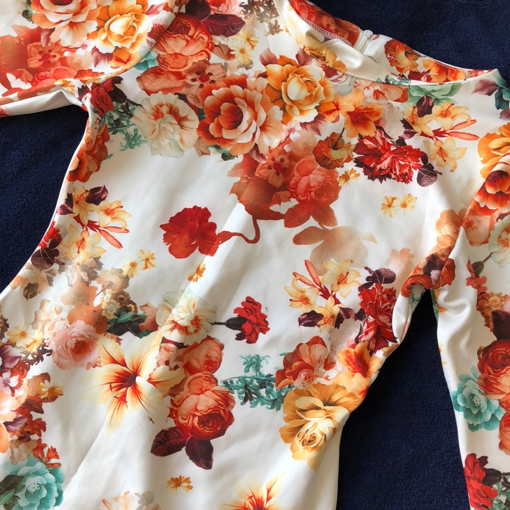 Flower pattern Shift Dress - Picture 3 of 7